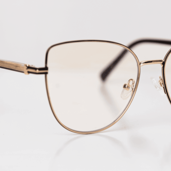ROMERO / Estilo Metálico Cat-Eye - 93520